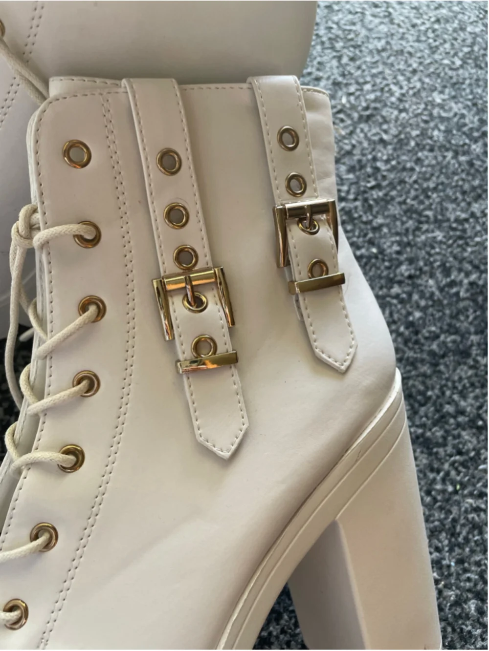 Women's White Platform Lace-Up Buckle Boots